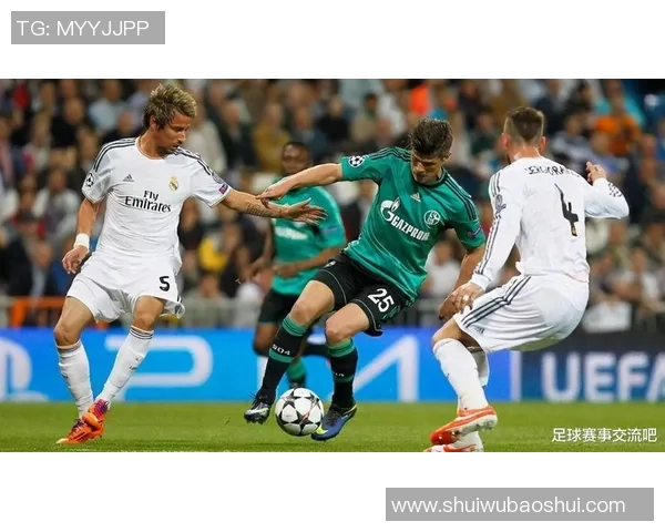 布雷达与坎布尔对决分析：战术布局与球员表现的全面解读