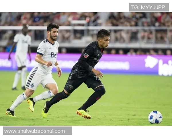 温哥华白帽与华盛顿联的激烈对决展现足球魅力与团队精神 温哥华白帽与华盛顿联的激烈对决展现足球魅力与团队精神