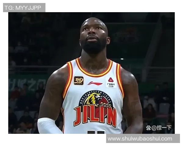 辽宁与吉林友谊赛精彩对决球员们展现出色竞技状态与团队合作精神