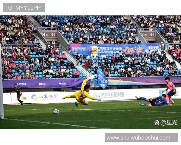 谢周三与女王巡游的激烈对决揭示足球魅力与历史传奇的完美交融