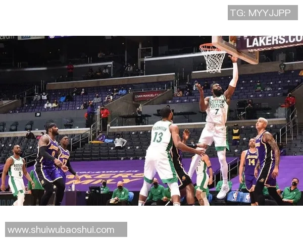 丹尼斯施罗德：从NBA新星到篮球战术大师的成长之路